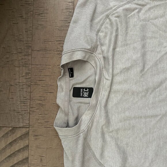 Zanerobe Rec Gen Shadow Tee Grey Wolf - Small - Picture 4 of 9